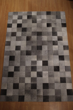 TAPIS PEAU DE VACHE NATUREL.