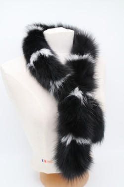 écharpe fourrure renard femme :100 CZ.N/B