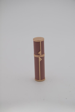 VAPORISATEUR CUIR : SENTEUR.ROSE.